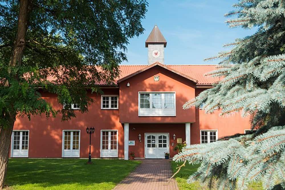 ويلنيس هوتل ليجد