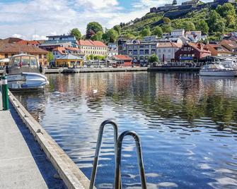 2 Bedroom Cozy Home In Halden - Halden