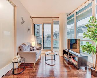 Rivetstays- The Neptune I - Toronto - Living room