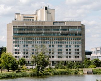 Hotel Umass - Amherst - Budova