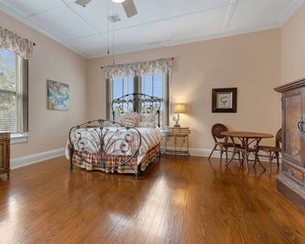 The Caldwell House - Abbeville