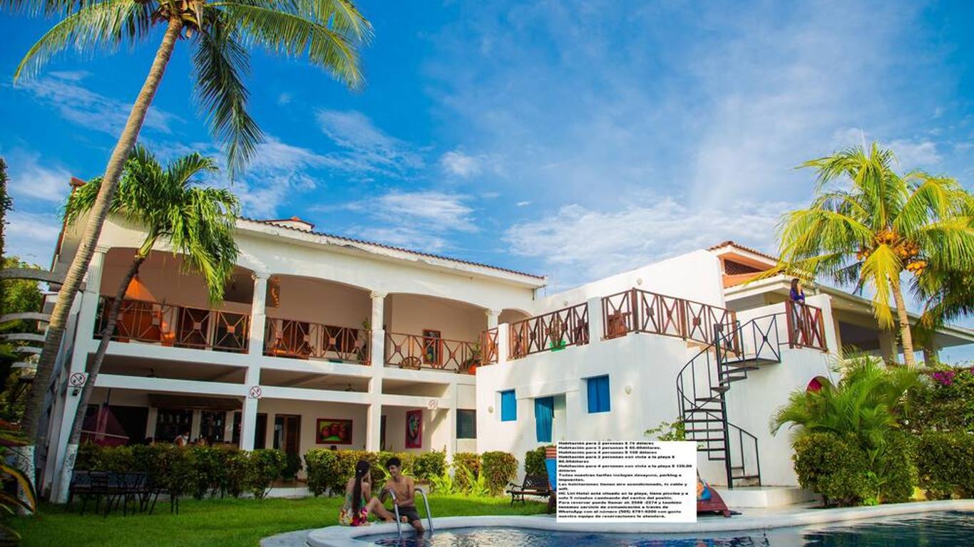 Hc Liri Hotel
