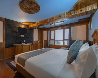 Haritage House Kufri By Splendid Retreat Hotels - Kufri - Bedroom