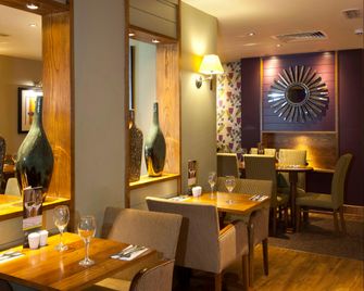 Premier Inn Shrewsbury Town Centre - Shrewsbury - Restaurant