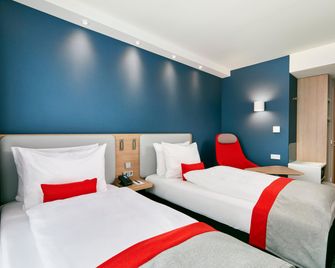 Holiday Inn Express Berlin - Alexanderplatz - Berlin - Bedroom