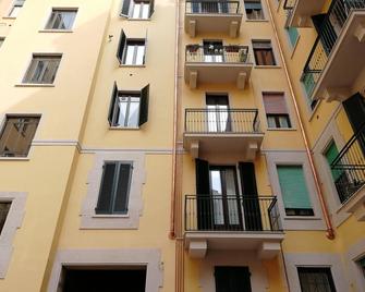 Hotel Gambara - Milano - Edificio