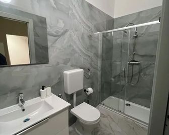 The Central Rock Inn camere con bagno privato - Piacenza