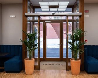 Hotel Moderno - Bari - Hall d’entrée