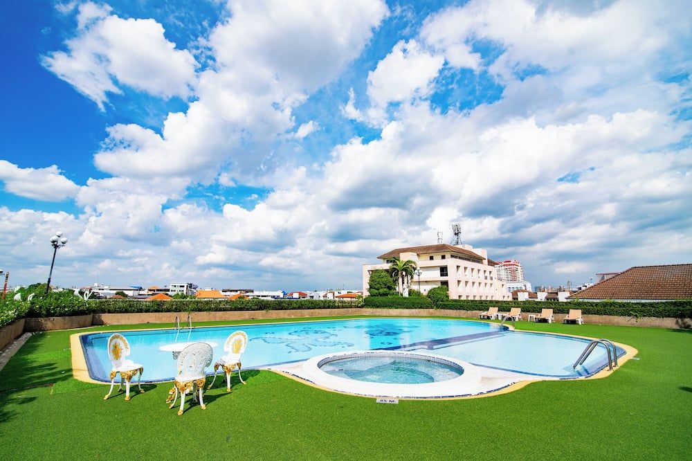 Town in Town Hotel Bangkok