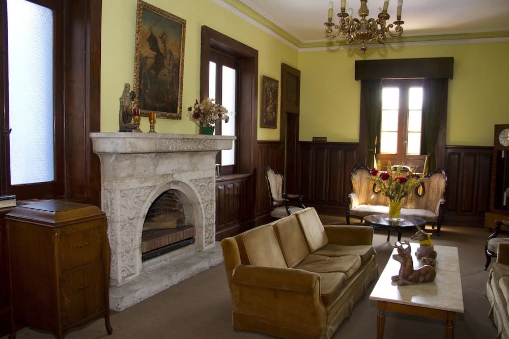 لاس مرسيدس هوستل ريزيدينشال - أريكويبا - غرفة معيشة