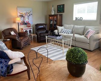 Farm Stay Guest House Experience - Clinton - Soggiorno