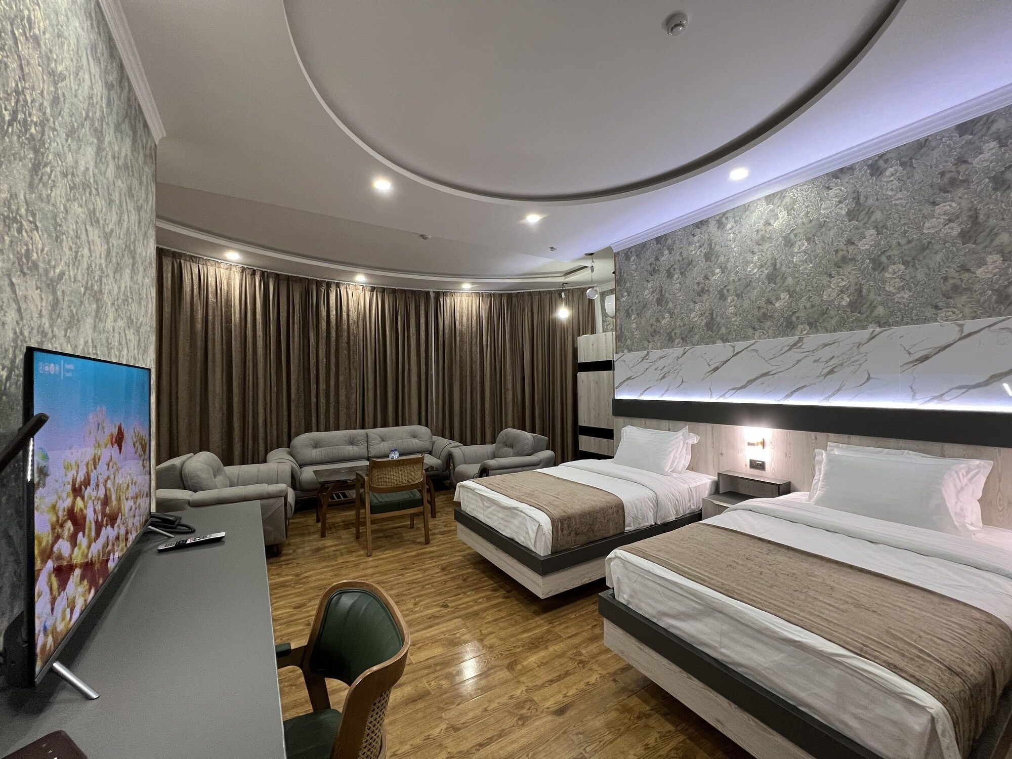 Ada Hotel thumbnail 2