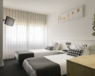 Hotel Umu - Santarém - Спальня