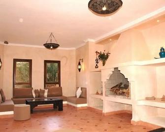 Paradis Nomade - אגאדיר - סלון