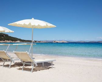 Hotiday Room Collection - Baja Sardinia - Baia Sardinia - Plage