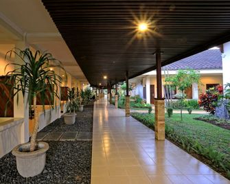 Lombok Garden Hotel - Mataram - Lobby