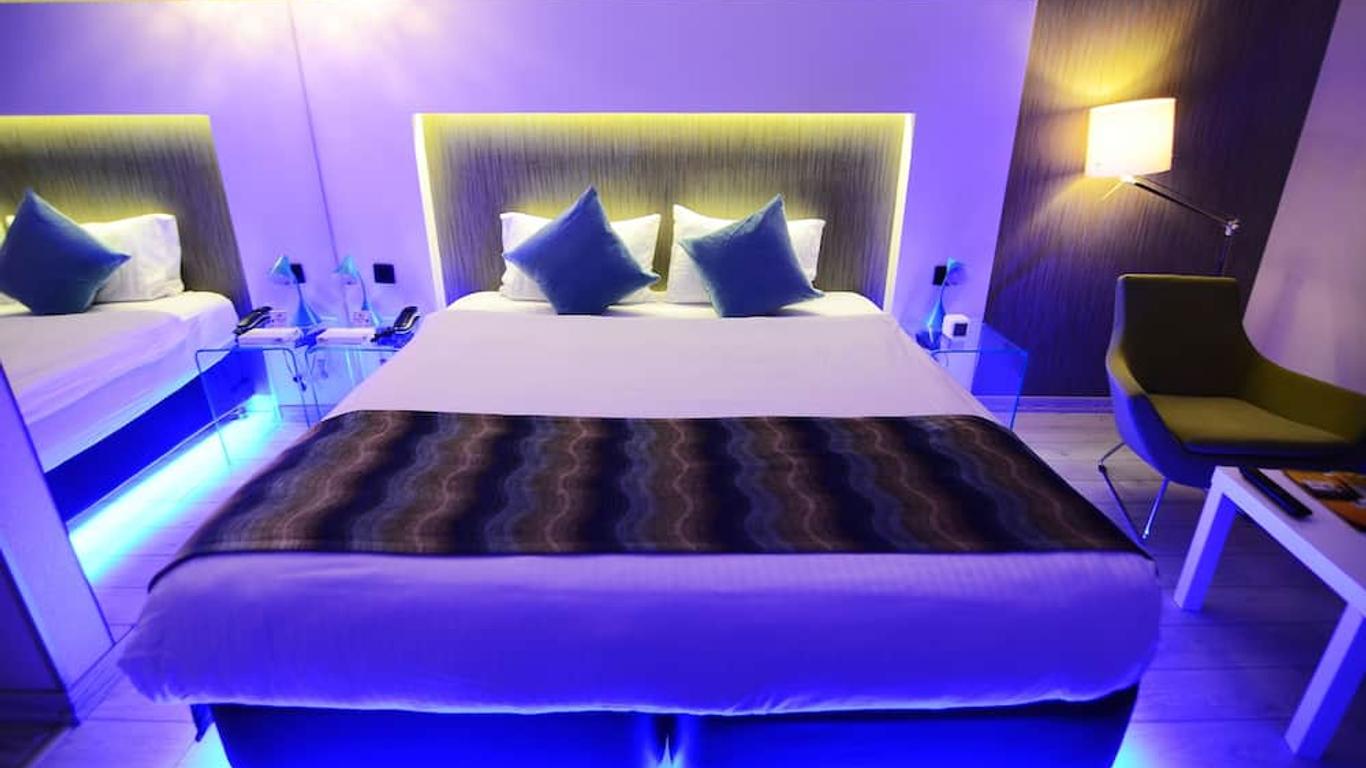 Tempo Hotel 4Levent