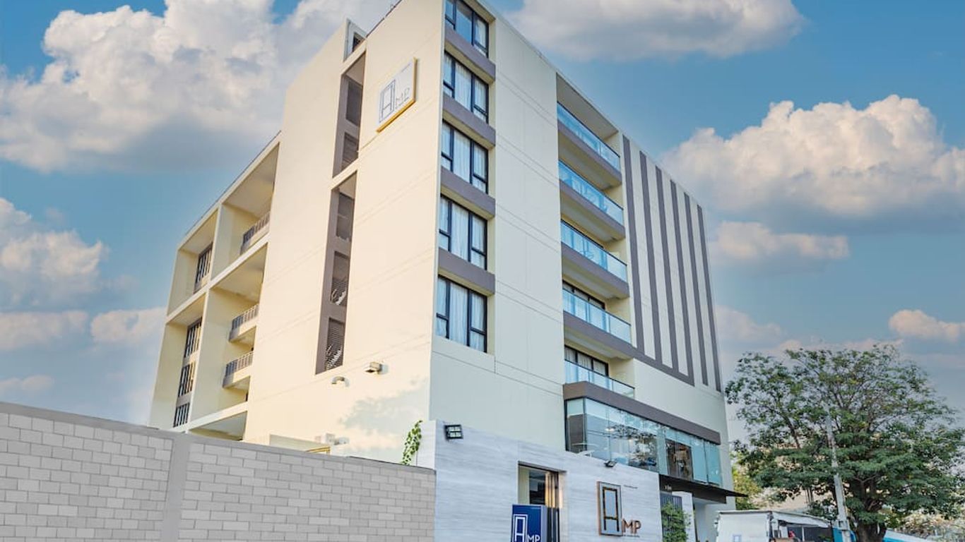 Amp Am House Bangkok Hotel