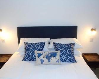 Snug - Sealladh Mara Apartment - Helensburgh - Bedroom