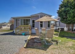 Dog-Friendly Ocean Pines Home with Pool Access! - Berlin - Innenhof