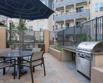 San Bruno 1br W Pool Gym Wd Nr Highways Sfo-812 - San Bruno - Balcony
