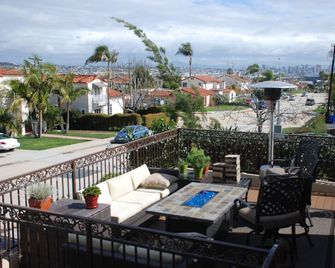 Close To Beach, 3 Decks, Rooftop, Views, Hs Wifi, Quiet, Weekly Discounts - San Diego - Balkong