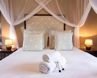 Braai Safaris Lodge - Hoedspruit - Slaapkamer