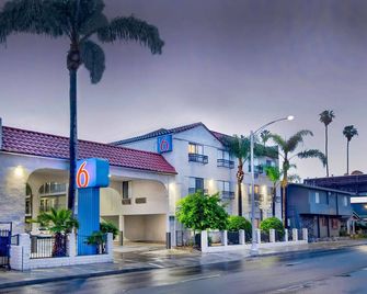 Motel 6 Inglewood Ca - Inglewood - Edificio