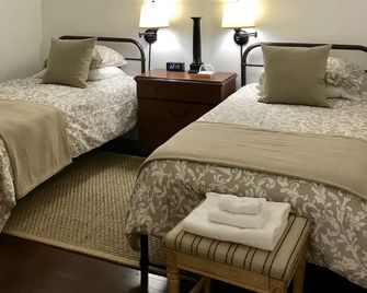 Charming 2 Bedroom, 1 Bath Rose Tree Apt. Close To Slu Canton, Ny - Canton - Slaapkamer