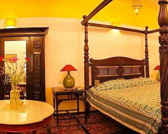 Welcomheritage Panjim Peoples Hotel - Panaji - Habitación