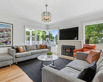 Soak up Sorrento The Perfect Coastal Getaway - Sorrento