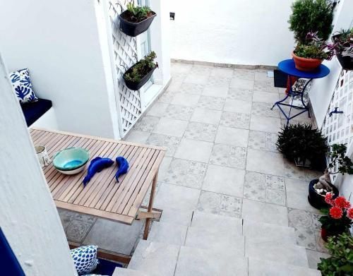 هوتل ثيراسيا