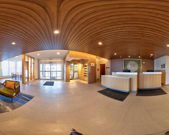 Fairfield Inn & Suites by Marriott Milwaukee Brookfield - Brookfield - Lobby