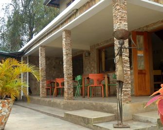Dutchess - Fort Portal - Patio