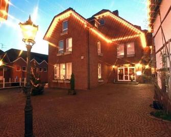 Hotel Hubertus - Ennigerloh - Gebäude