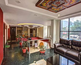 Hotel Daffodil - Manali - Lobby