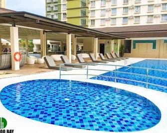 Brand New Condo (Fully Furnished) With Fast Wifi & Cable Tv - Mandaue City - Piscină