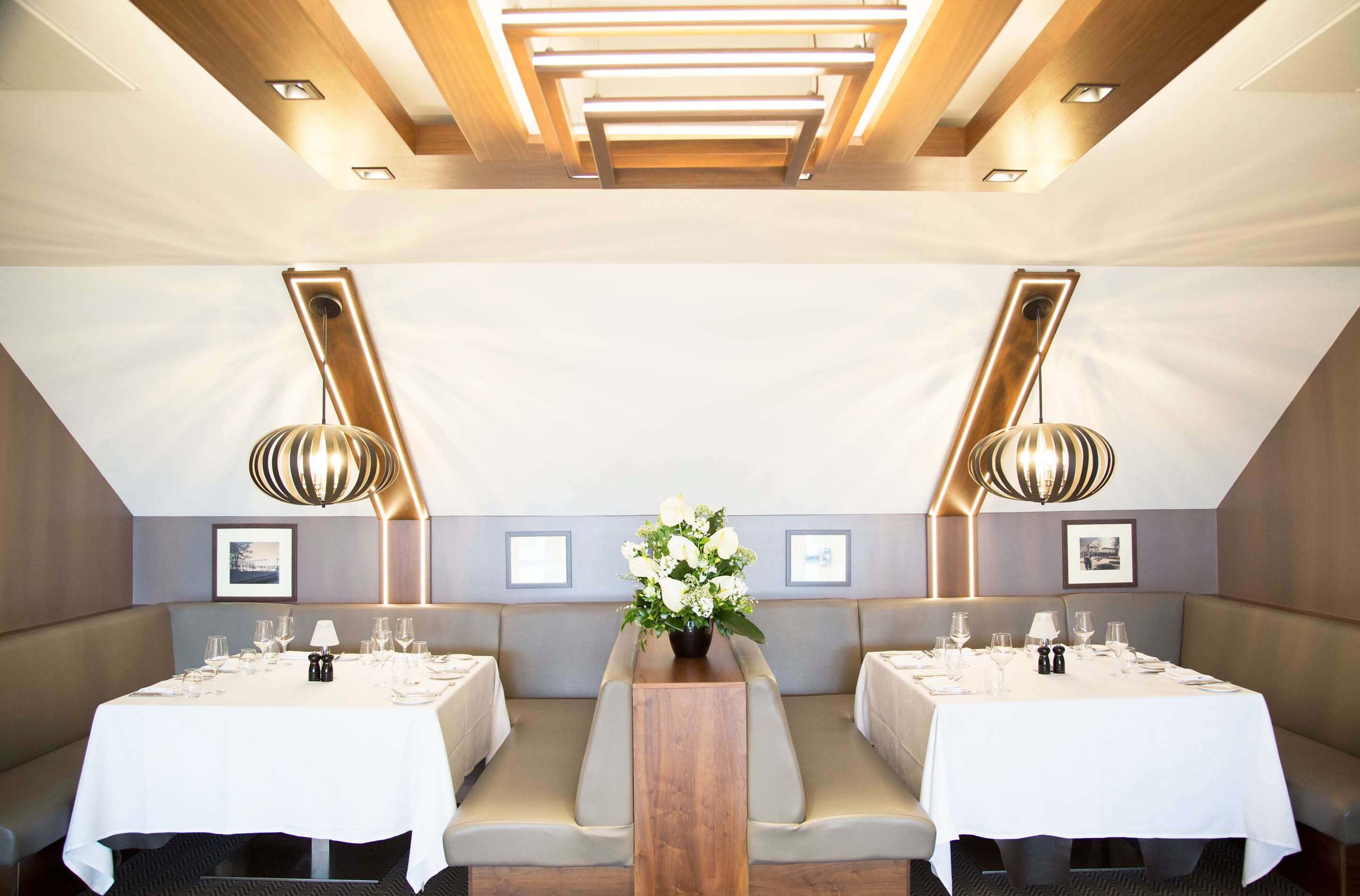 دبل تري باي هيلتون ميلتون كينيز - ميلتون كينز - مطعم