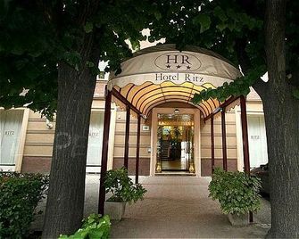 Hotel Chivasso - Chivasso - Budova