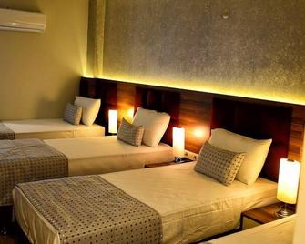 Laleli Hotel Izmir - Izmir - Bedroom