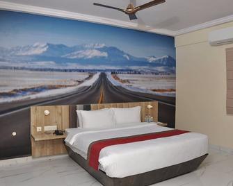 The Butterfly - Ramachandra Nagar - Vijayawada - Bedroom