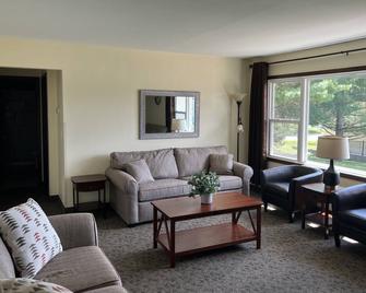 All Star Inn & Suites - Wisconsin Dells - Sala de estar