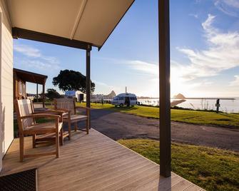 Belt Road Seaside Holiday Park - New Plymouth - Patio