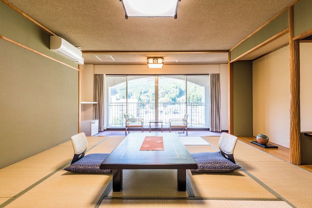 Ooedo Onsen Monogatari Premium Kinugawa Kanko Hotel - ניקו - חדר אוכל