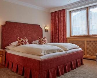 Hotel Erzberg - Zürs - Habitación