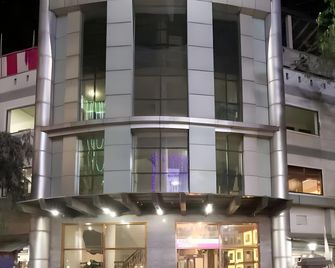 Hotel Hornbill - גוואטי - בניין