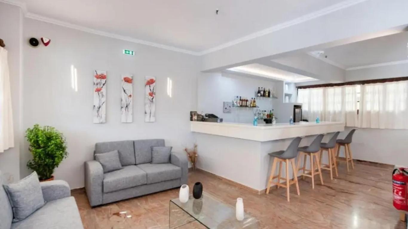 Hotel Nostos