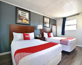 OYO Hotel Mcalester Ok S Main St - McAlester - Bedroom