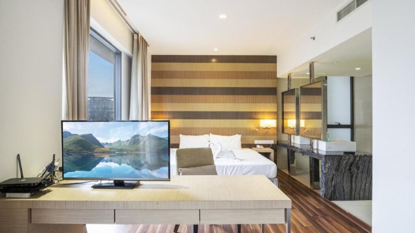 Greystone D' Majestic Place