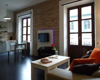 Apartamentos Turísticos Mauror - Granada - Sala de estar